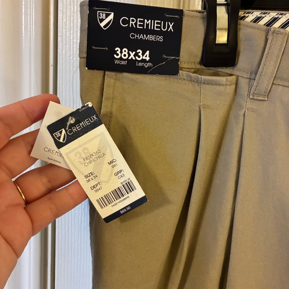 Cremieux Chambers Men's 38x34 Chino Pants Pleated Khaki 100% Cotton NWT Casual - Picture 4 of 6